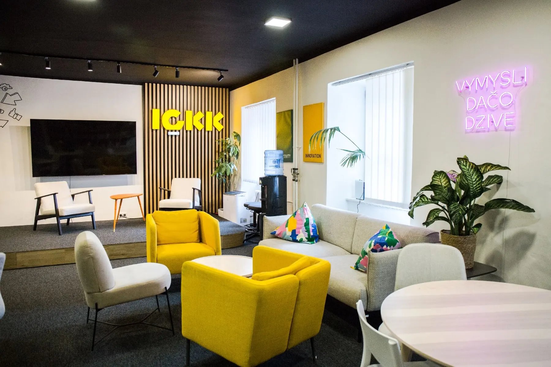 Coworking v Startup Campuse
