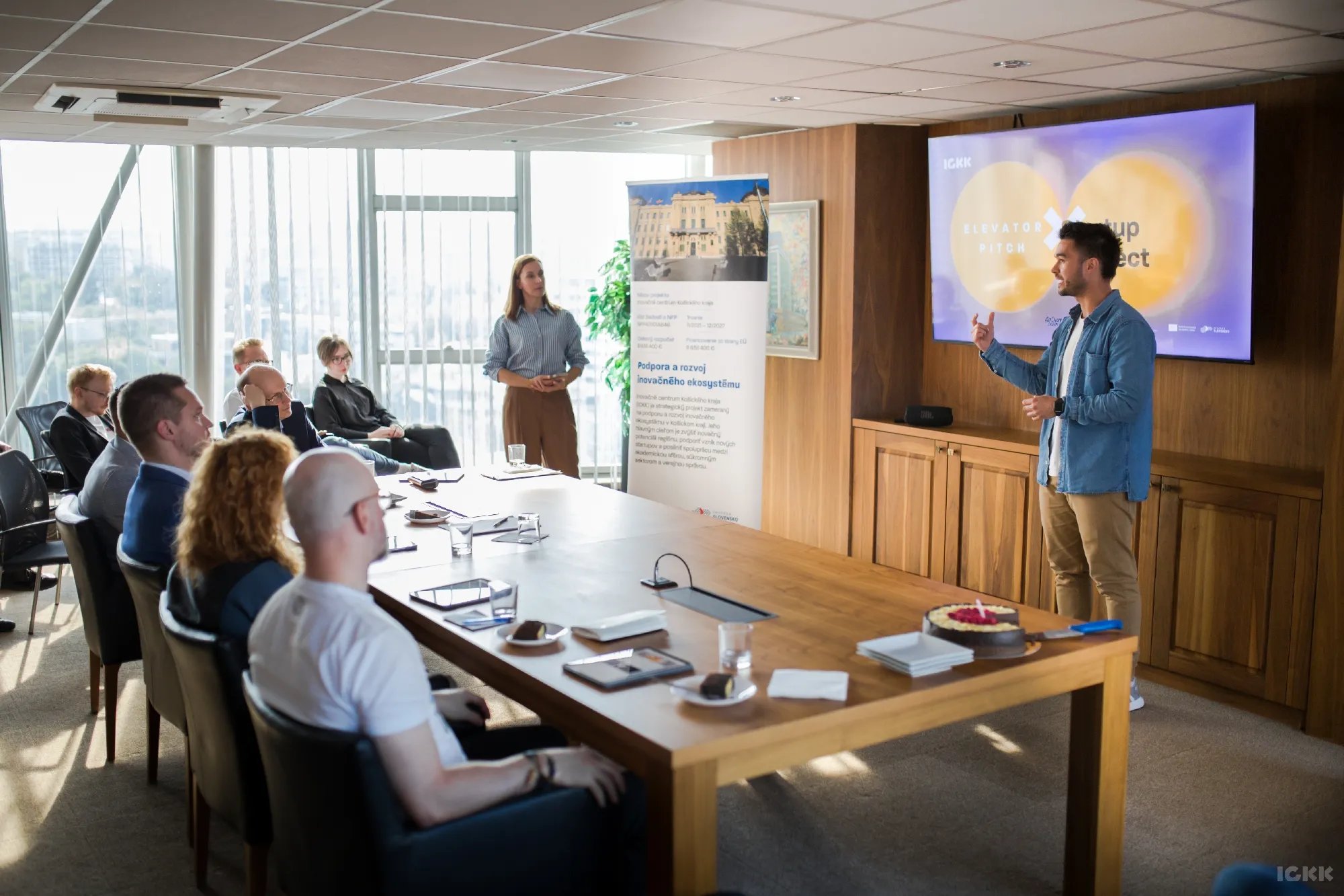 Elevator pitch investorom